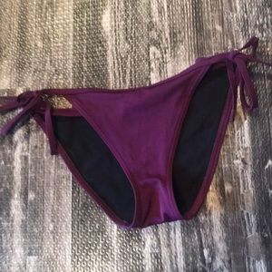 Purple VS string bikini bathing suit bottoms small